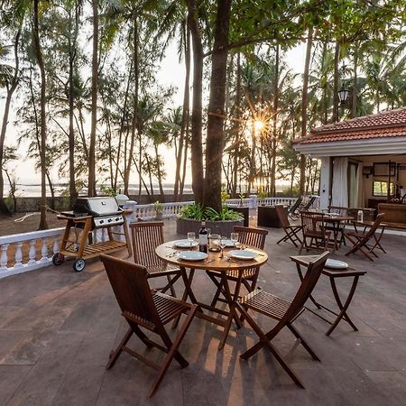 Casa Del Mer By Stayvista - Nearby Beach With, Sea-View Rooms & Coconut Farm Alibag Bagian luar foto
