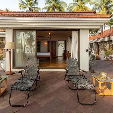 Casa Del Mer By Stayvista - Nearby Beach With, Sea-View Rooms & Coconut Farm Alibag Bagian luar foto